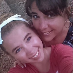 Meet your Posher, Kelli